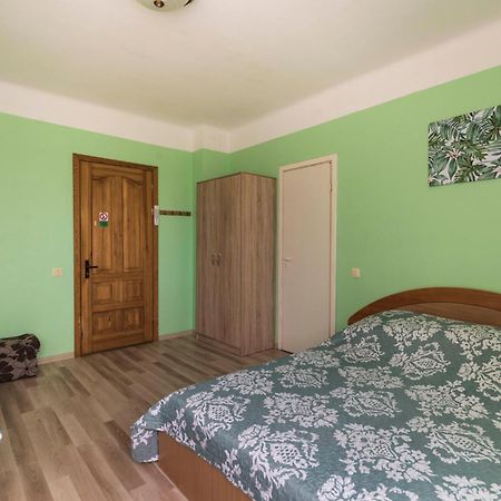Neringa Guest House Palanga Ruang foto