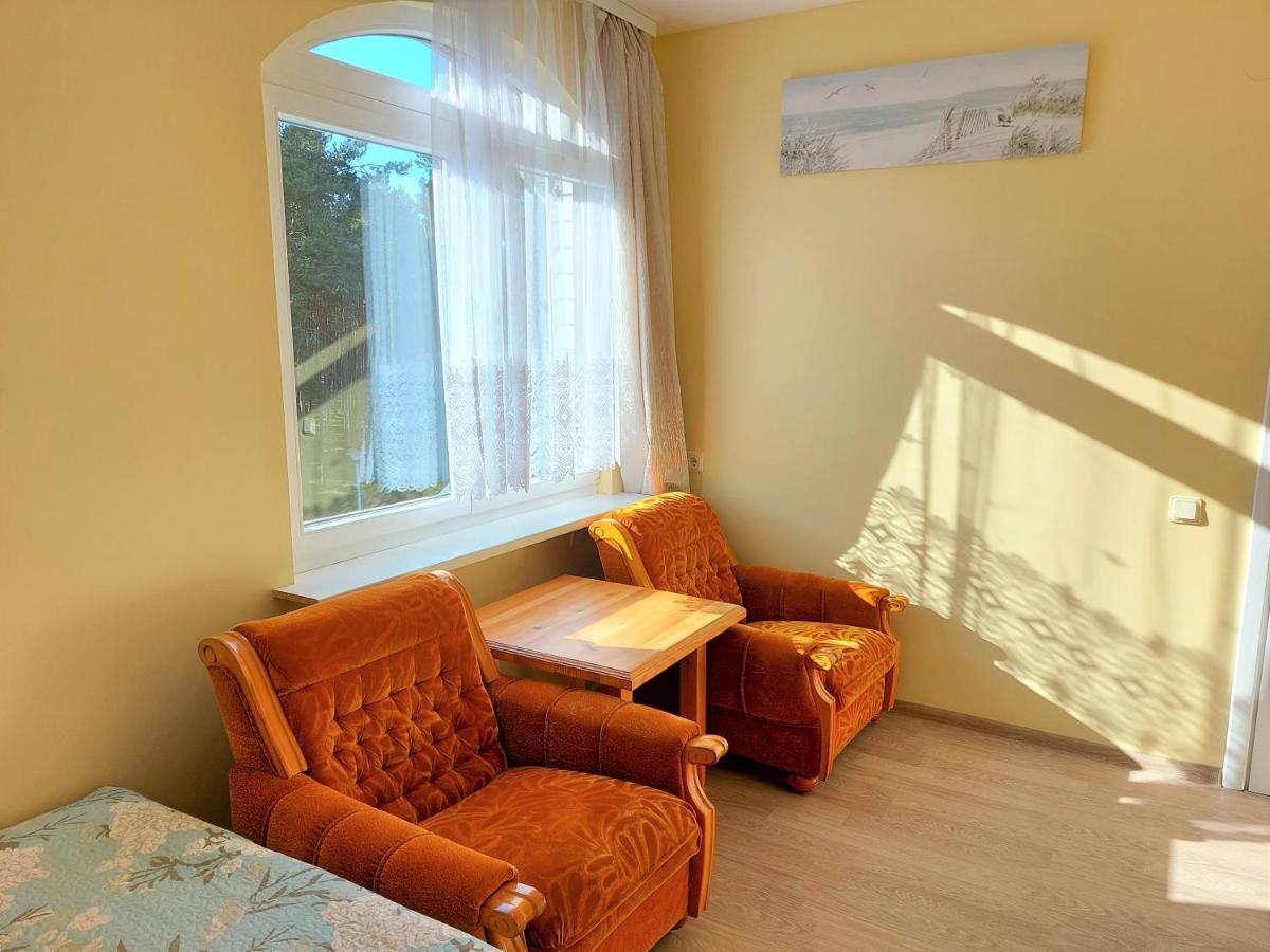 Neringa Guest House Palanga Bagian luar foto